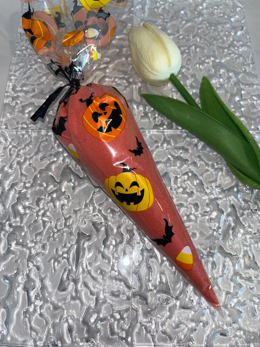 Lovely Spell Bath Dust Cone - Halloween Packaging