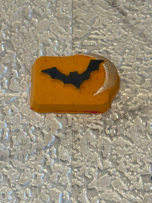 Bat in Sky Bath Bomb