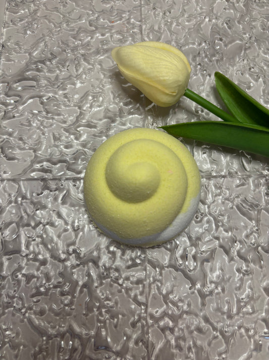 Yellow and White Swirl Bath Bomb