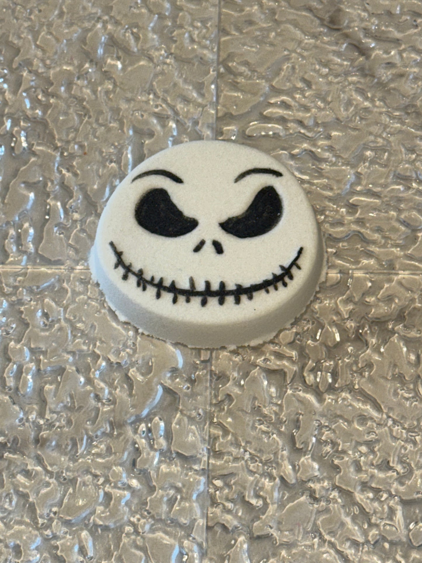 Large Skeleton Bath Bomb
